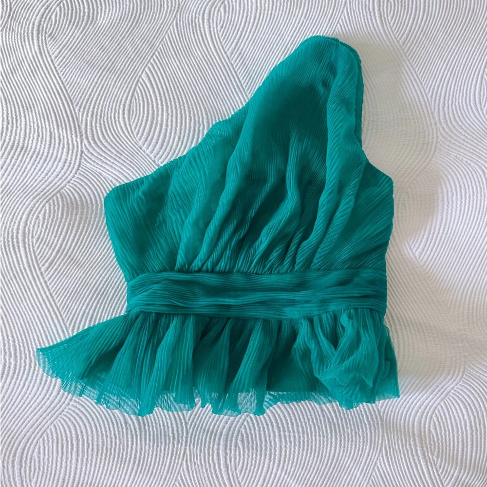 NEW Turquoise Ruffled One-Shoulder Top - Picture 1 of 5